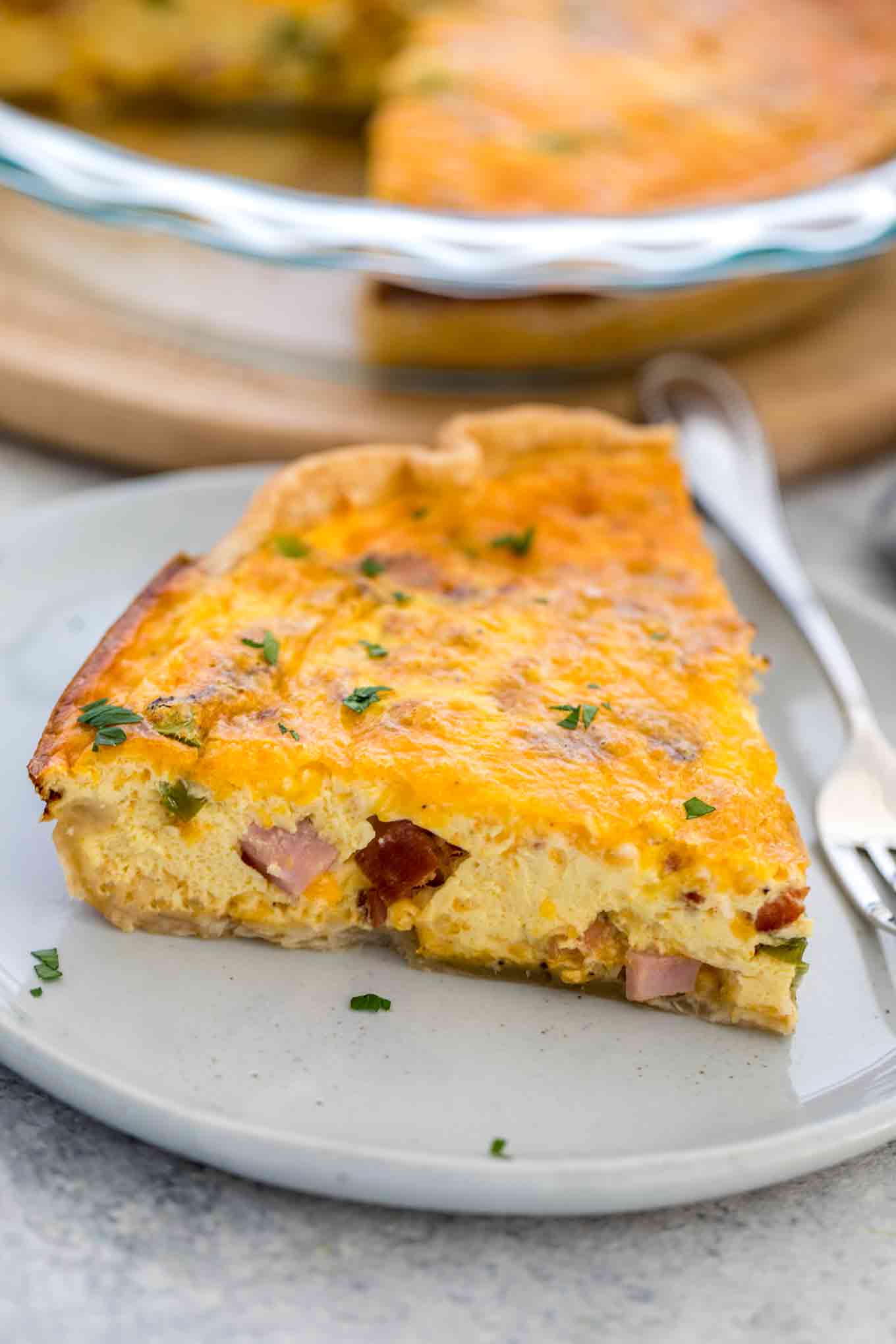 Ham and Cheese Quiche [VIDEO] .