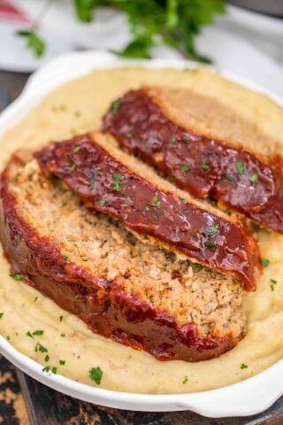 Instant Pot Meatloaf and Mashed Potatoes [video] - Sweet and Savory Meals