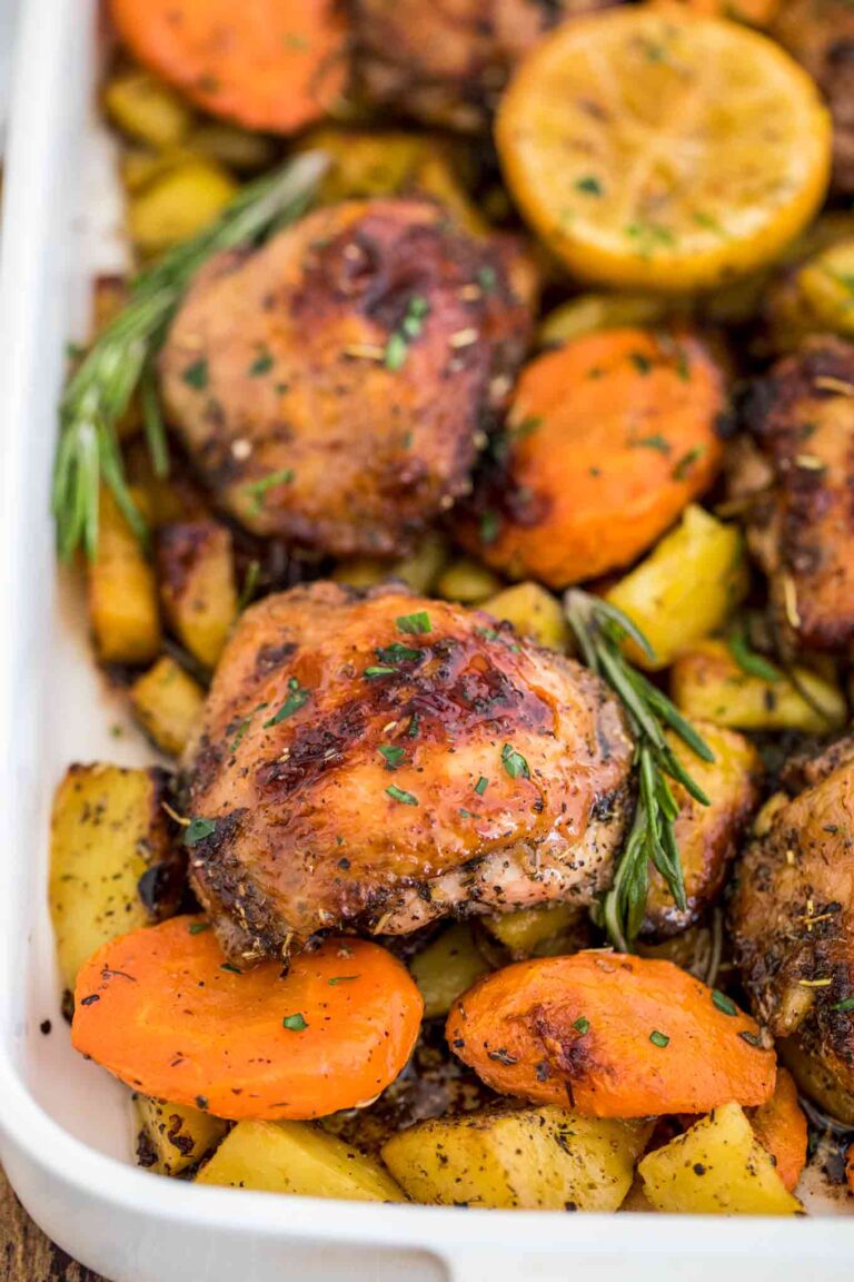 Italian Chicken and Potatoes [Video] - Sweet and Savory Meals