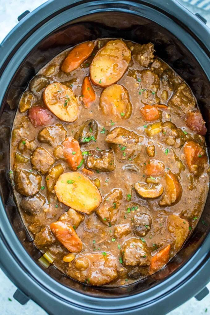 Easy Slow Cooker Beef Stew Recipe - Alphafoodie