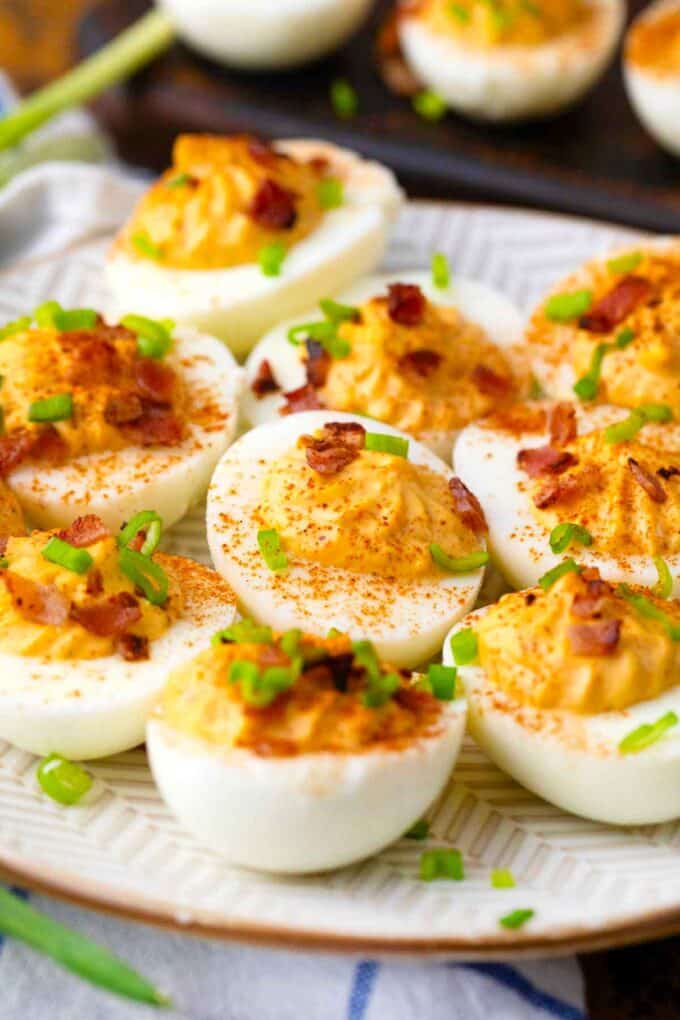 deviled eggs arrange on a plate