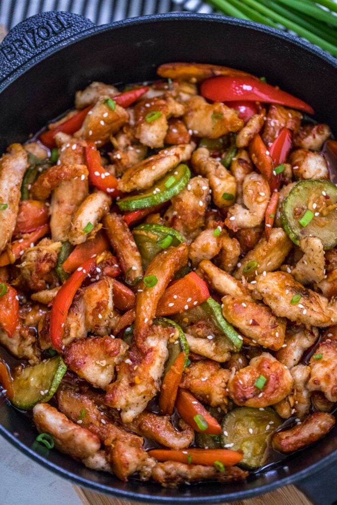 Best Hunan Spicy Chicken Recipe - Sweet and Savory Meals