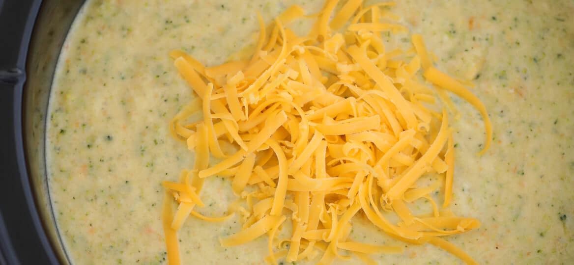 Slow Cooker Broccoli Cheddar Soup