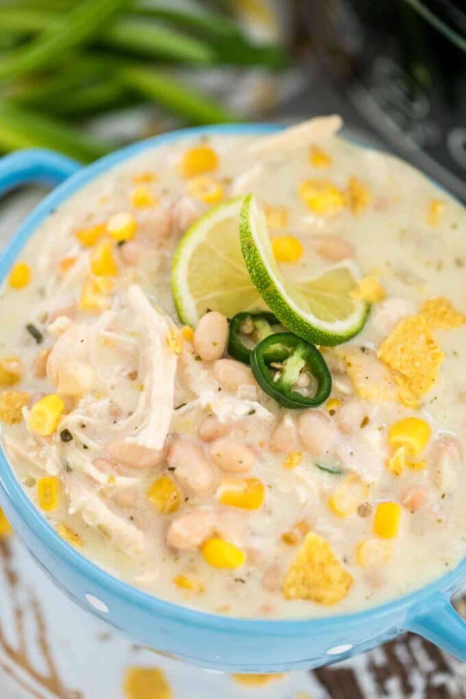 Creamy Crockpot White Chicken Chili Sweet and Savory Meals