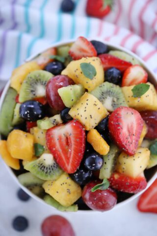 Best Fruit Salad with Honey Lime Dressing [video] - S&SM