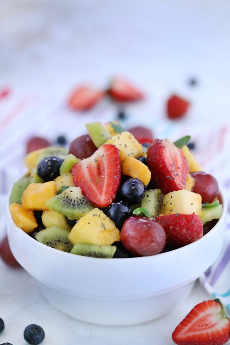 Best Fruit Salad with Honey Lime Dressing [video] - S&SM