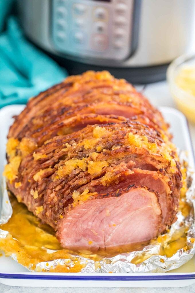 spiral ham with crunchy pineapple topping