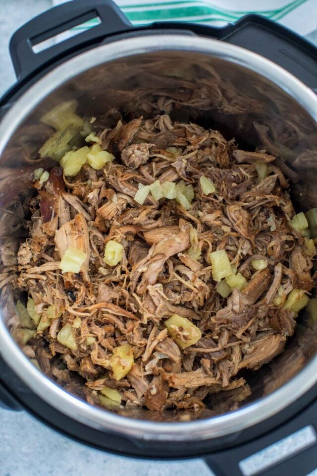 Instant Pot Kalua Pork Recipe [video] Sweet and Savory Meals