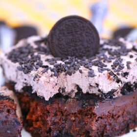 Oreo Poke Cake Recipe