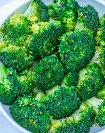 Easy Steamed Broccoli