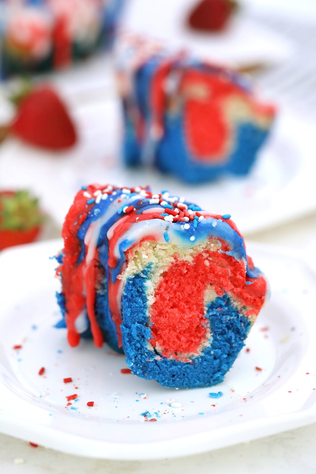 Patriotic Bundt Cake Recipe [video] - Sweet and Savory Meals