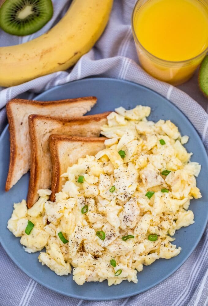 How To Make Scrambled Eggs [video] Sweet and Savory Meals