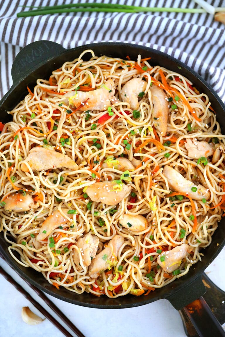 Easy Chicken Chow Mein Recipe - S&SM
