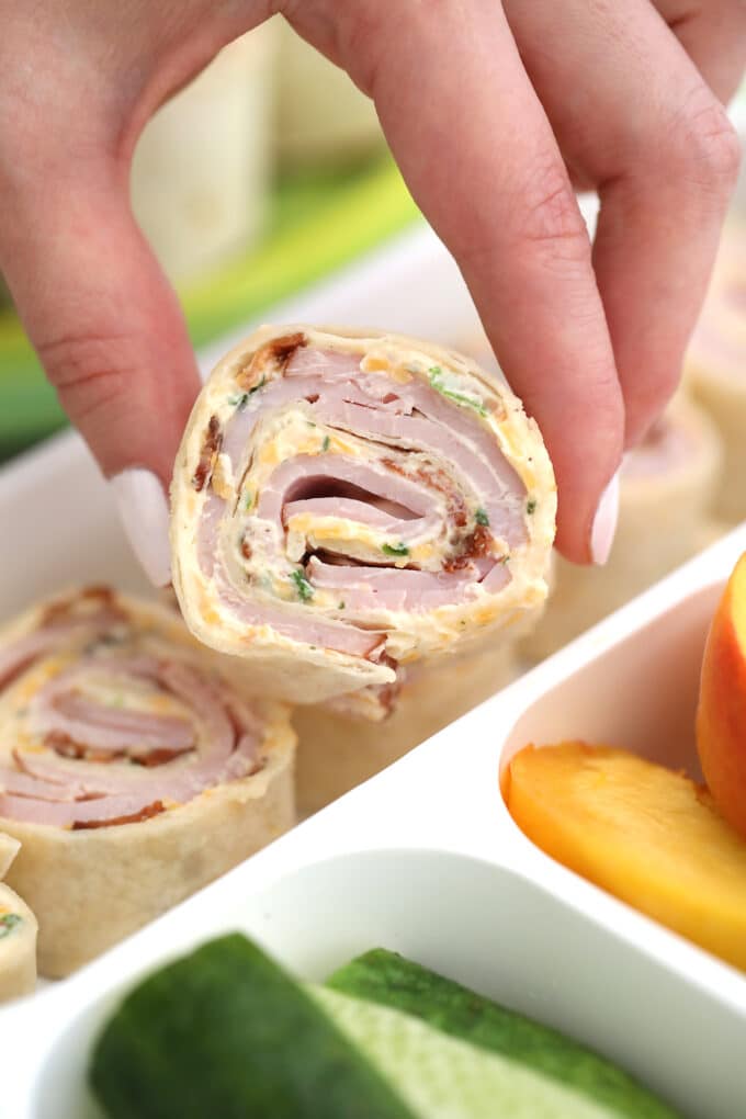 Homemade turkey pinwheels image.