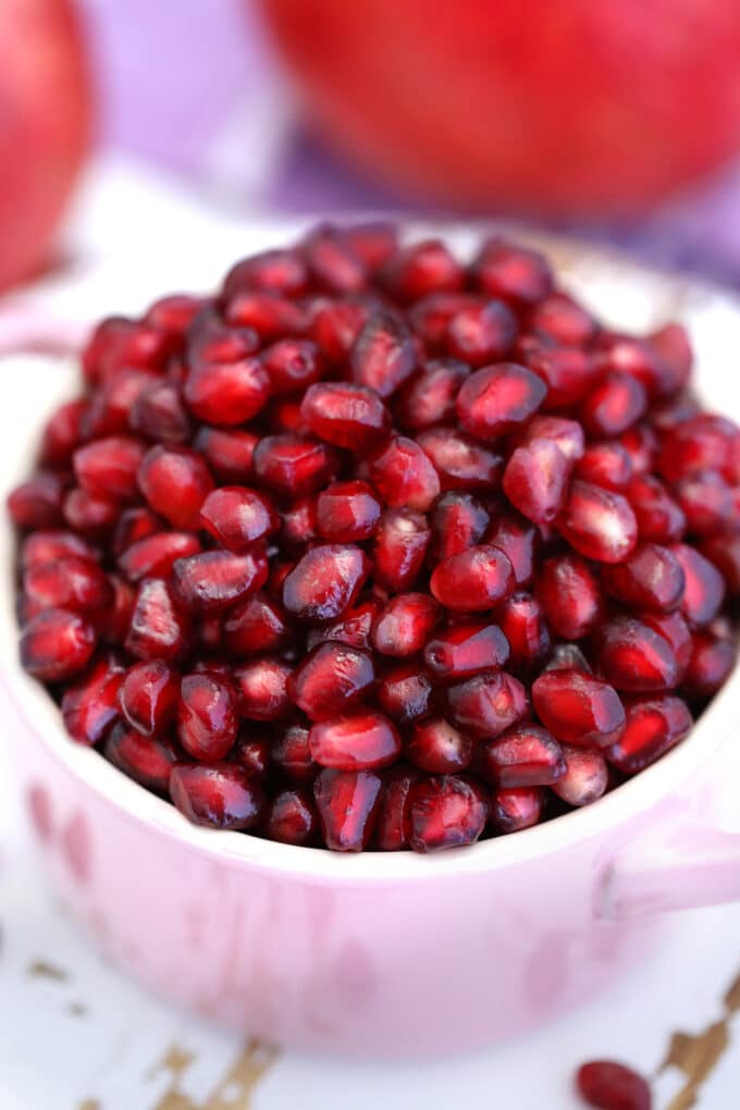 How to Seed a Pomegranate