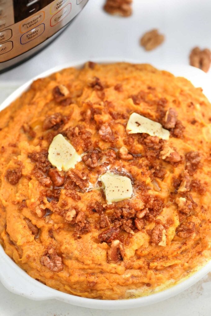 mashed sweet potatoes with walnuts and butter