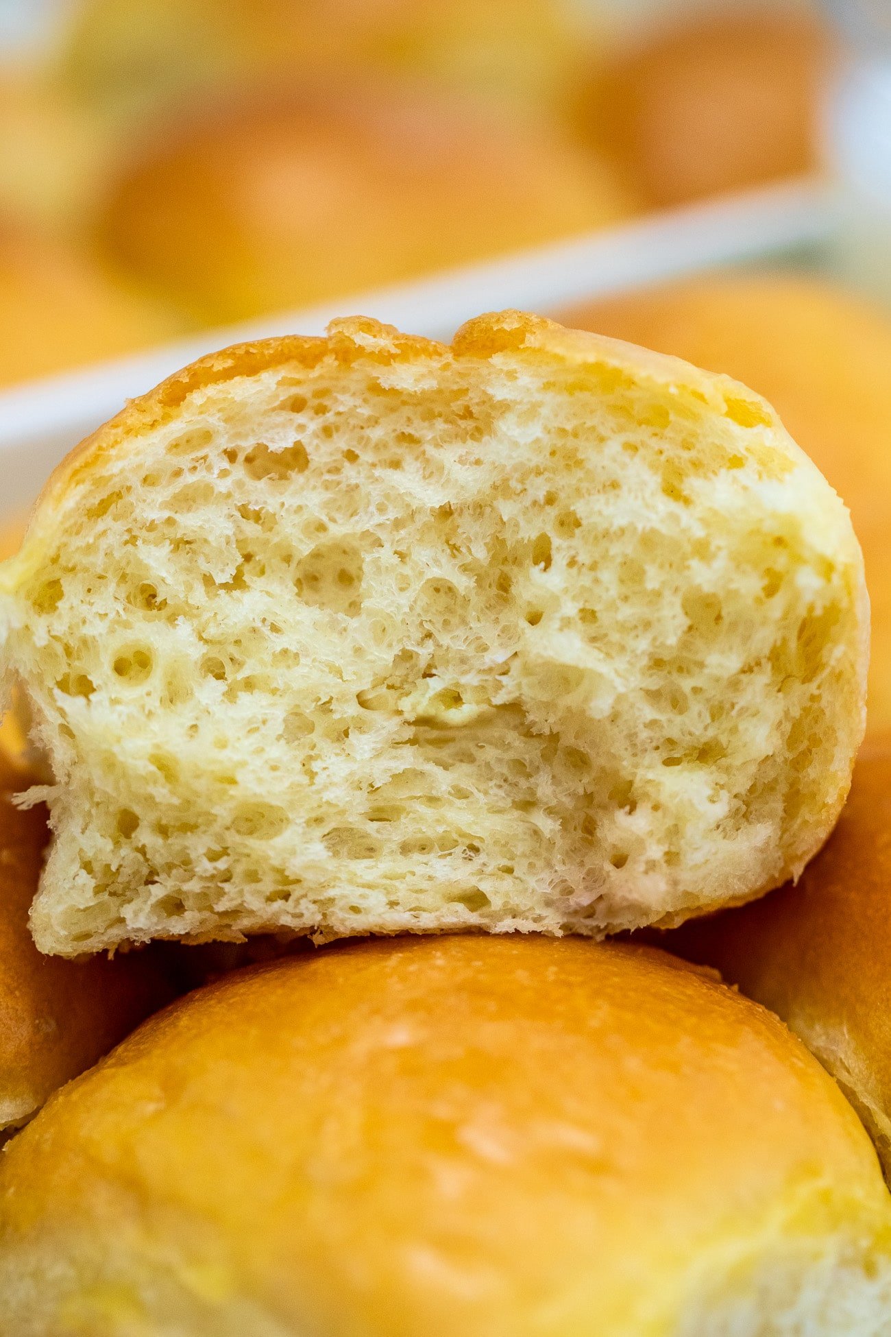 30 Minute Dinner Rolls [video] - Sweet and Savory Meals