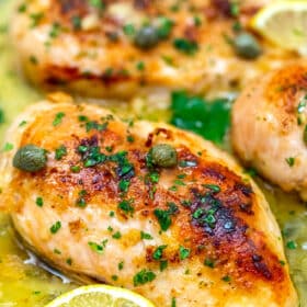 Chicken Piccata is creamy, buttery, and tangy at the same time! All the flavors combined in this savory chicken dish, make it perfect for pasta! #lemonchicken #chicken #chickenpiccata #dinnerideas #italianrecipes #sweetandsavorymeals