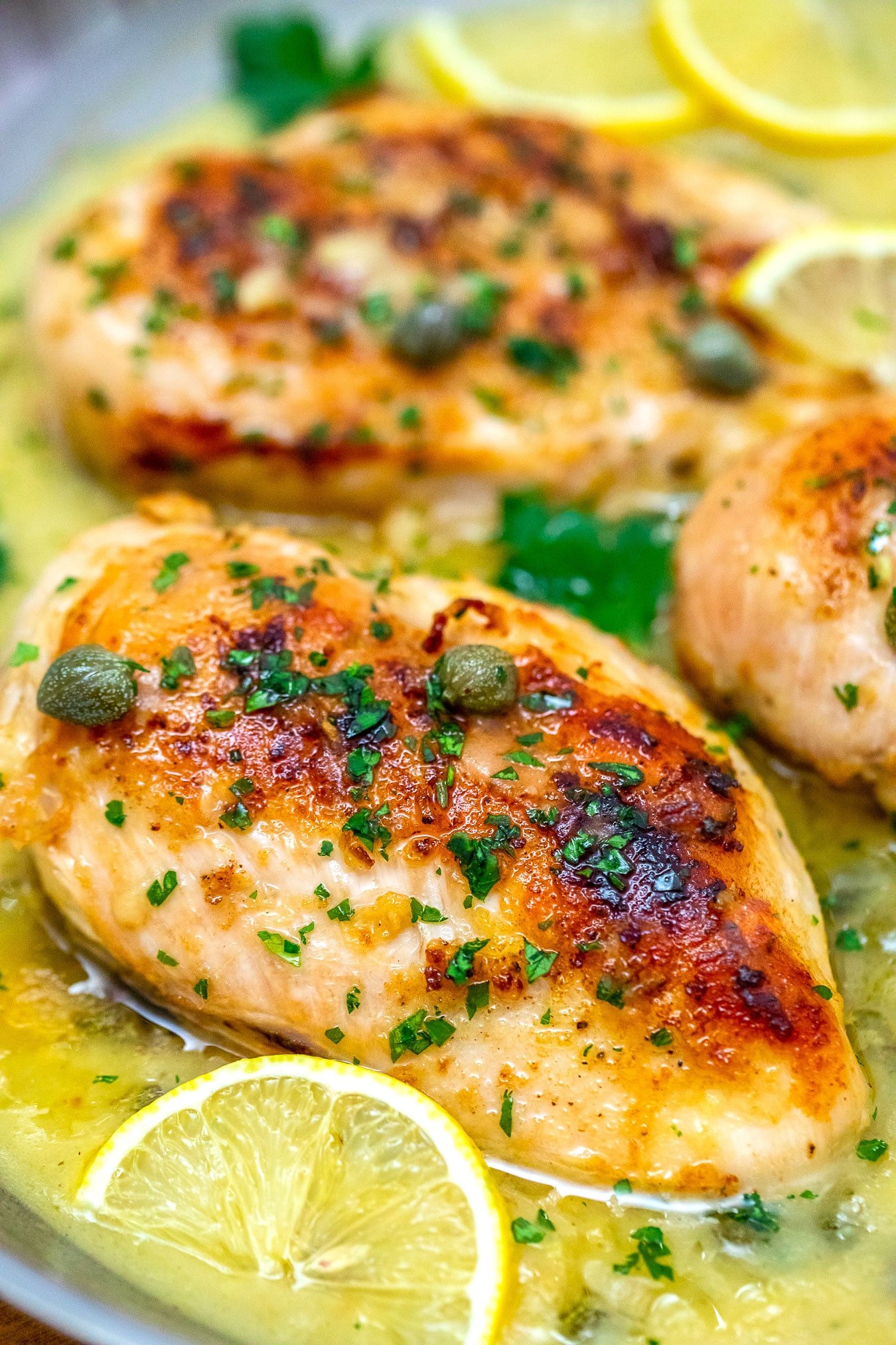 Lemon Chicken Piccata [video] - Sweet and Savory Meals