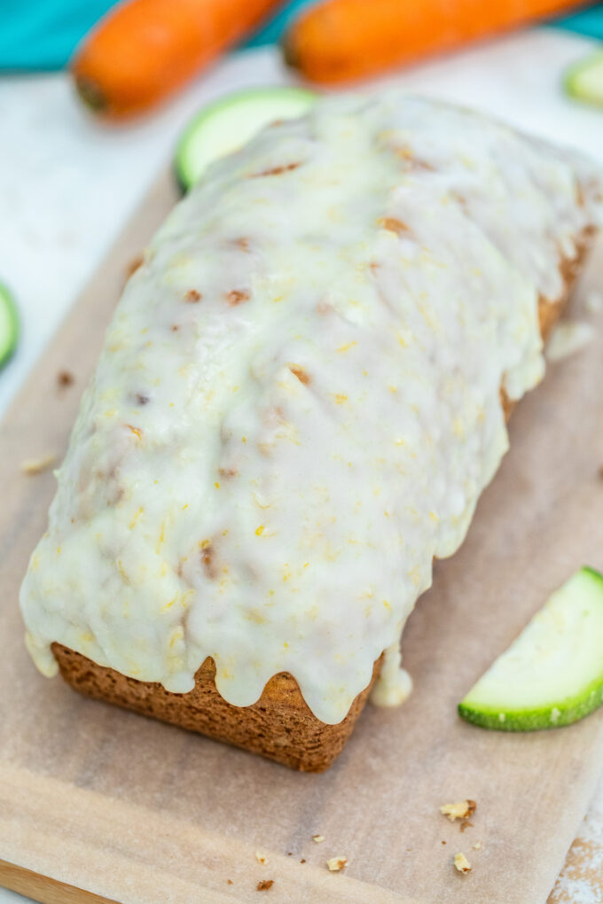 Zucchini and carrot bread - an easy recipe.