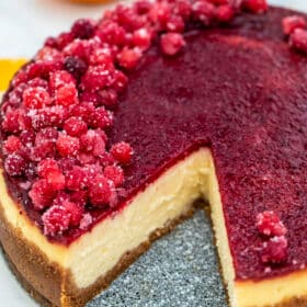 Cranberry Cheesecake is a classic American favorite that is perfect for Thanksgiving! #thanksgiving #thanksgivingrecipes #cranberries #cheesecake #sweetandsavorymeals