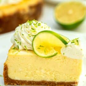 Instant Pot Key Lime Cheesecake is creamy, refreshing, sweet but tangy, and so easy to prepare using the pressure cooker! #cheesecake #instantpotrecipes #pressurecookerrecipes #keylime #sweetandsavorymeals