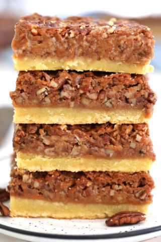 Best Easy Pecan Pie Bars Recipe [VIDEO] - Sweet and Savory Meals