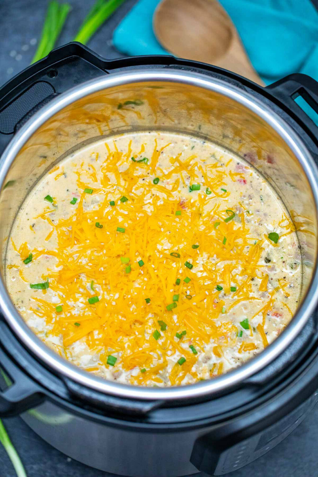 Easy Instant Pot Cheeseburger Soup S&SM