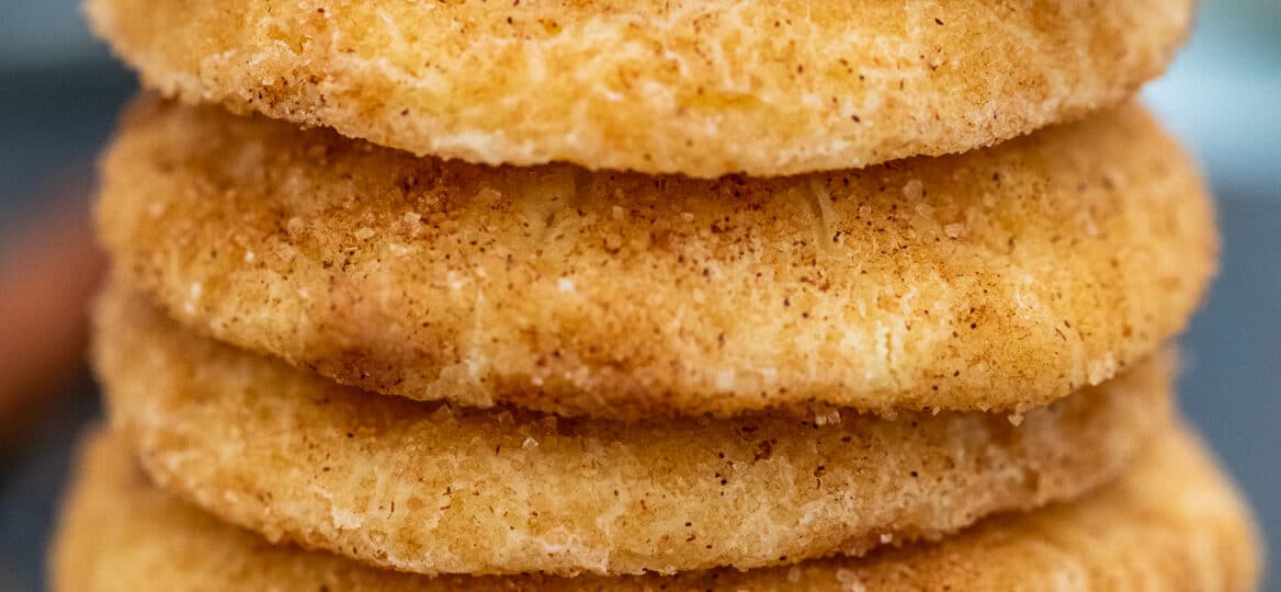 Cinnamon Cream Cheese Cookies are soft, chewy, and irresistible! Celebrate the holidays with these snickerdoodles that will surely be a crowd-pleaser! #cookies #christmas #snickerdoodles #sweetandsavorymeals #creamcheesecookies