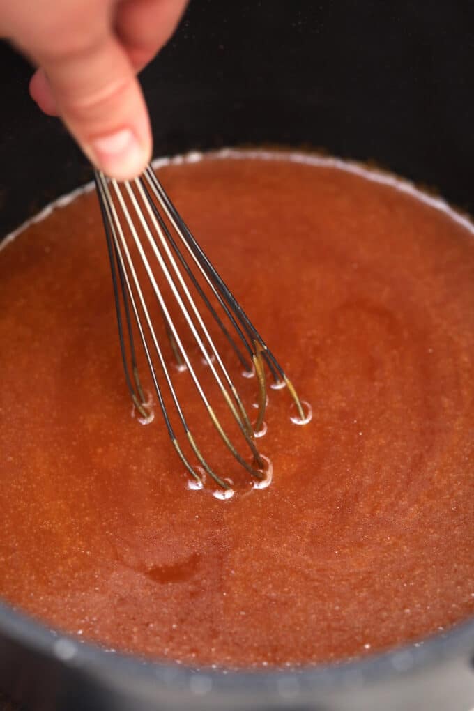 Keto Caramel Sauce is sweet, thick, and irresistible! Use this as topping on your favorite desserts minus the extra carbs! All it takes is 15 minutes! #keto #ketodesserts #ketocaramel #caramelsauce #sweetandsavorymeals