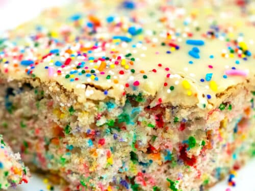 1 Layer Sprinkle Cake (Recipe + Video) - Sally's Baking Addiction