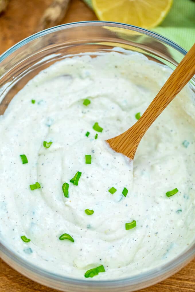 Horseradish Sauce is what your roast needs! Steaks and roasts simply taste better with it on the side and with this easy recipe, you can make it at home! #horseradishsauce #horseradish #saucerecipes #dips #sweetandsavorymeals