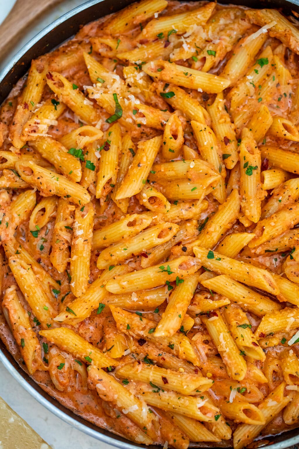 Classic Penne alla Vodka [Video] - Sweet and Savory Meals