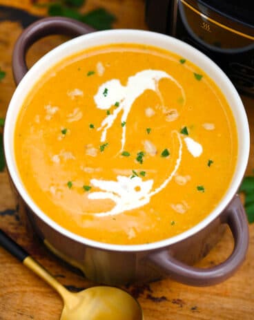 Slow Cooker Roasted Butternut Squash Soup