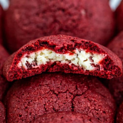 https://sweetandsavorymeals.com/wp-content/uploads/2019/12/Cheesecake-Stuffed-Red-Velvet-Cookies-3-500x500.jpg