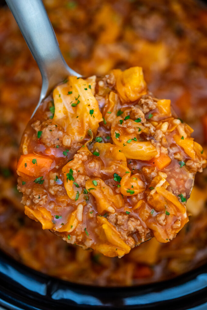 Slow Cooker Cabbage Roll Soup