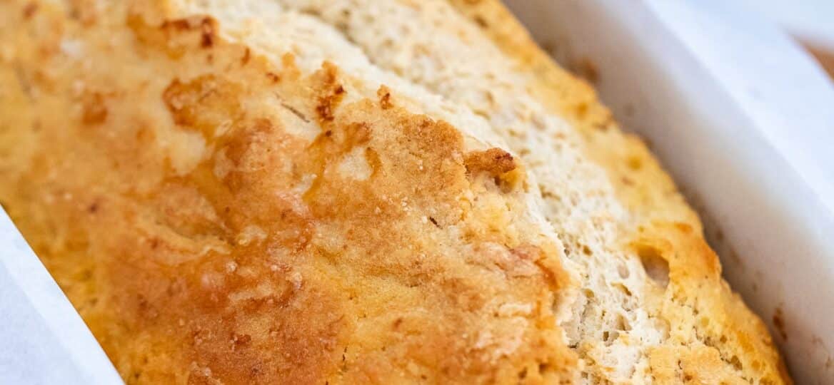 Beer Bread is a soft and flavorful bread that can be made with your favorite type of beer! With just a few ingredients, this recipe is foolproof! #beerbread #beerrecipes #breadrecipes #sweetandsavorymeals #stpatrickday