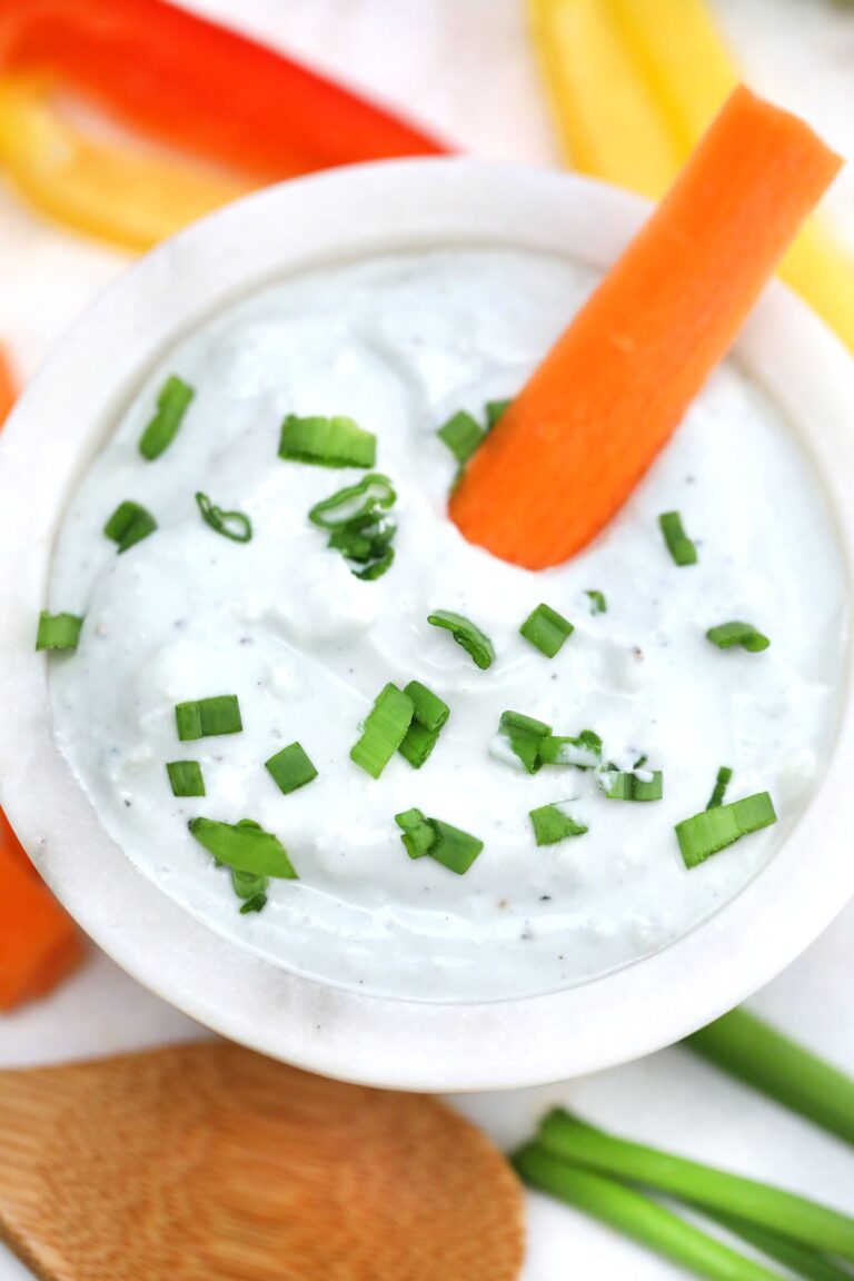 Blue Cheese Dressing is rich, creamy, and tangy! It is the perfect accompaniment to your favorite salad! It also makes a great and easy dip! #dressing #dip #bluecheese #sweetandsavorymeals #partydip #partyfood