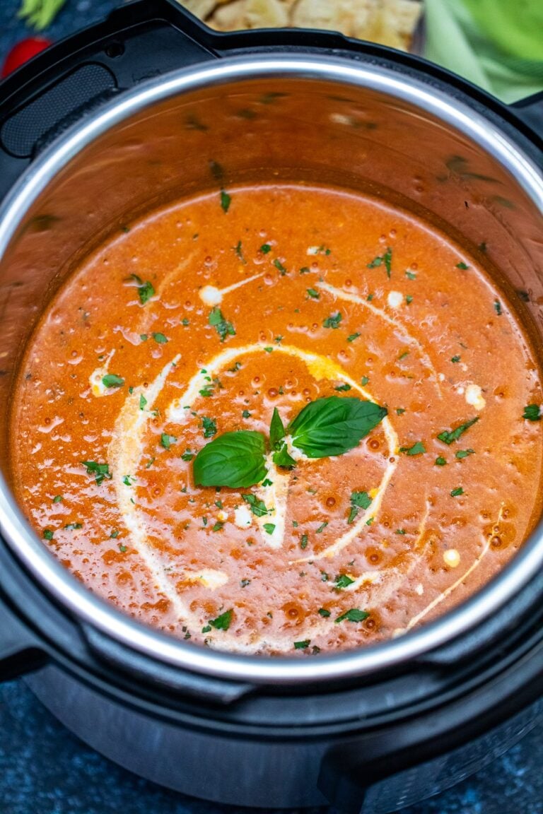 Instant Pot Tomato Bisque [Video] - Sweet and Savory Meals