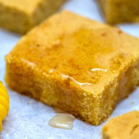 Southern Cornbread is crumbly and buttery! Done in less than an hour, this recipe gives you a quick side dish that goes well with almost anything! #cornbread #southerncornbread #southernrecipe #sidedish #sweetandsavorymeals