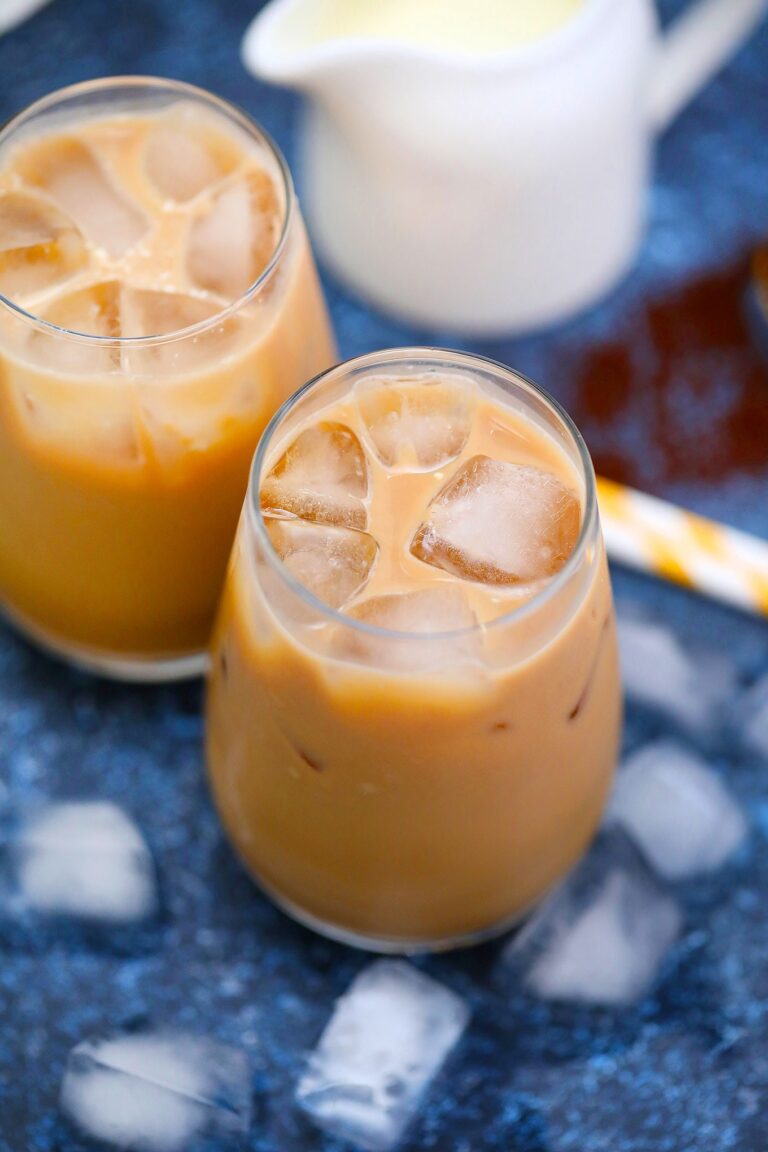 White Russian Cocktail Recipe Video Sweet And Savory Meals 1507