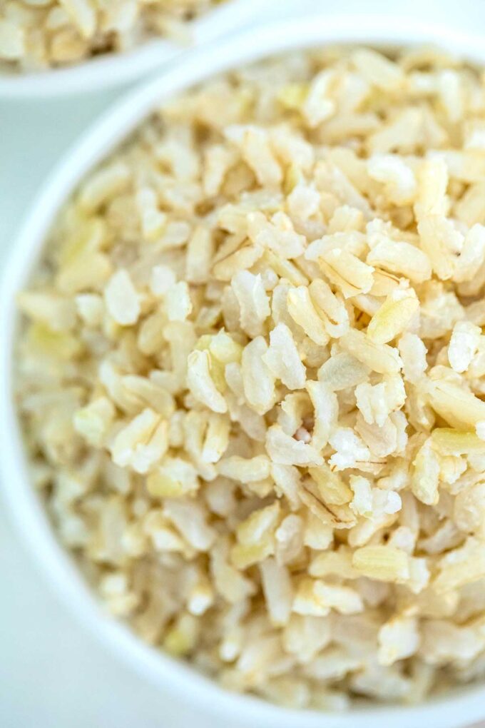 close photo of cooked brown rice