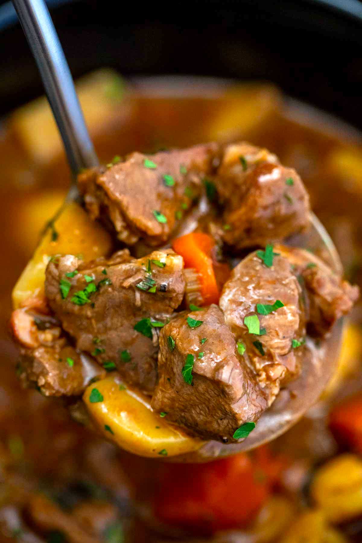 Slow Cooker Guinness Beef Stew [Video] - Sweet and Savory Meals