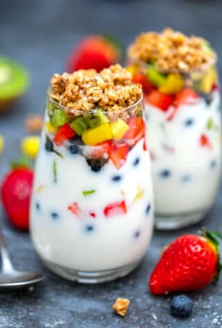 image of yogurt parfaits and fruits