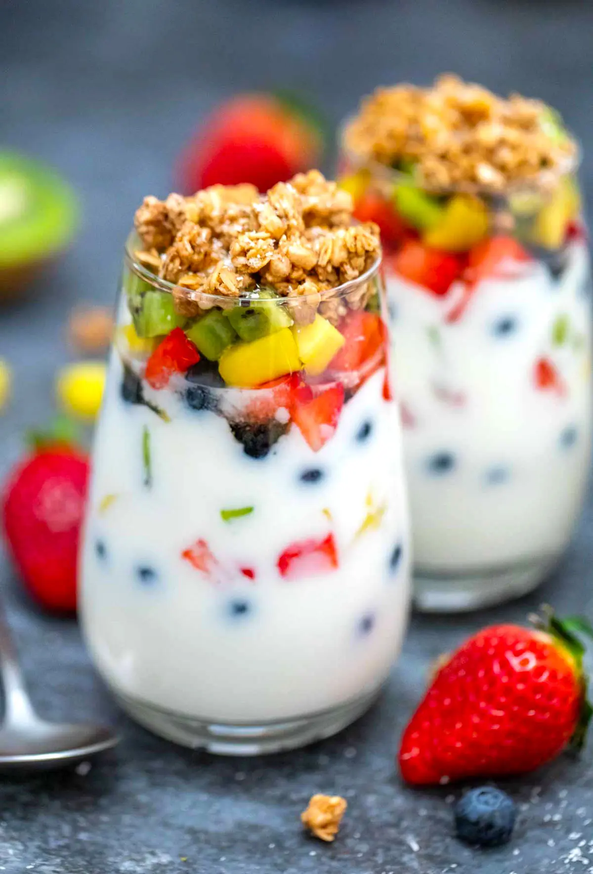 Grab and Go Yogurt Parfait Boxes - Easy Budget Recipes