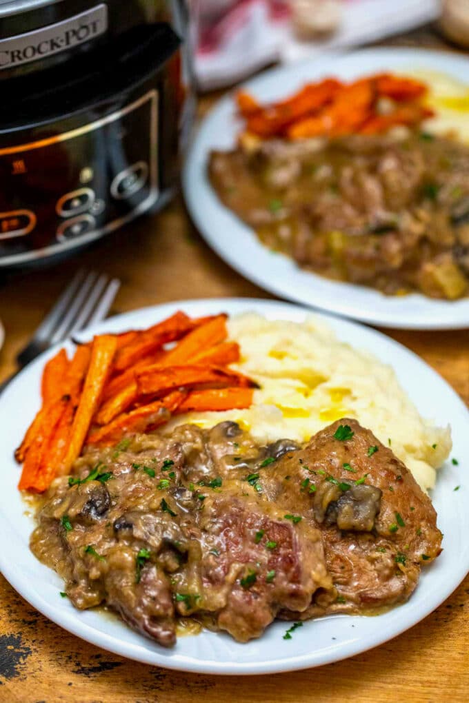photo of slow cooker Swiss steak with mashed potatoes