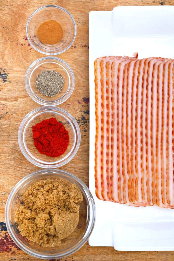 Imagem de receitas de bacon cristalizado.