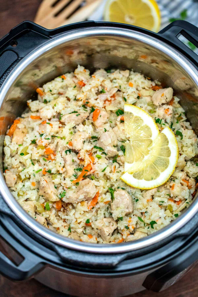 Image of instant pot chicken and rice.