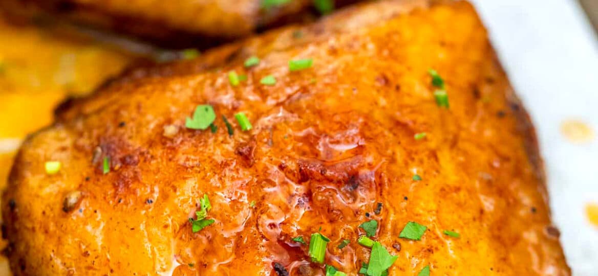 Photo of baked chicken thighs.