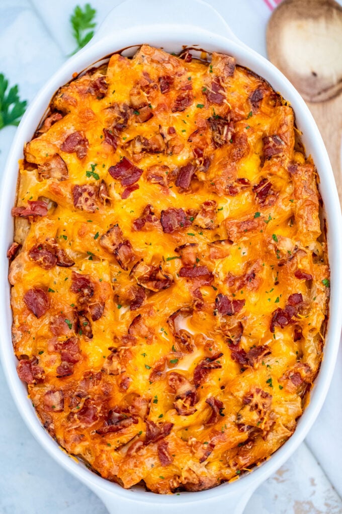 Image of crack chicken baked ziti with cheese and bacon.